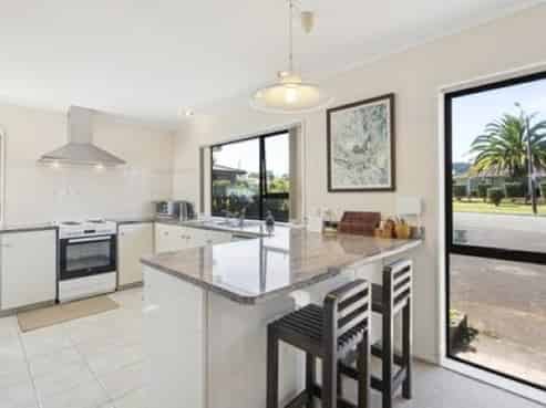 4 Orchard Place , Lynmore