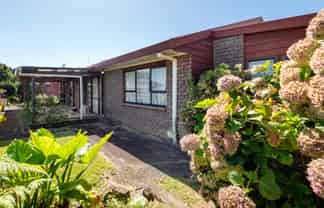 4 Orchard Place , Lynmore