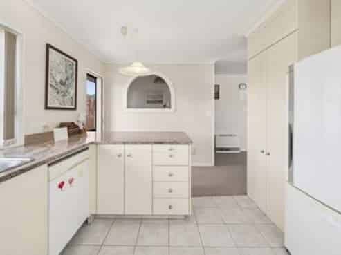 4 Orchard Place , Lynmore