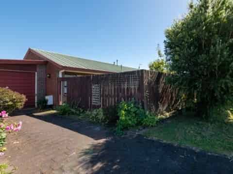 4 Orchard Place , Lynmore
