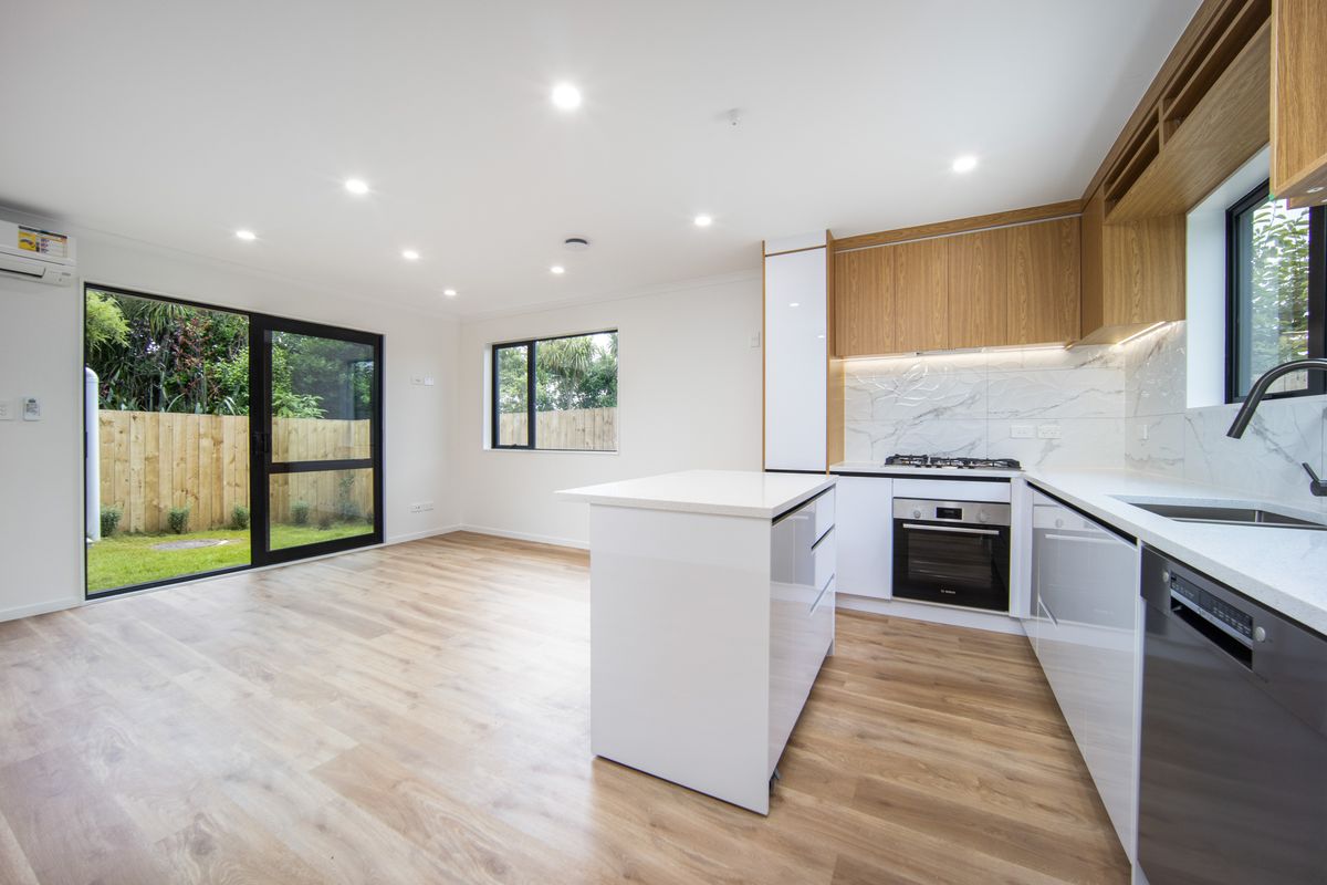 Brand-New Designer Homes in Top School Zones - Visning 5