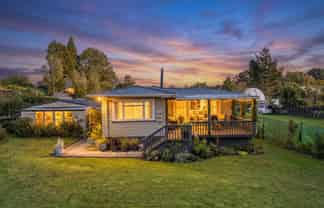 49 Patetere Street, Mamaku