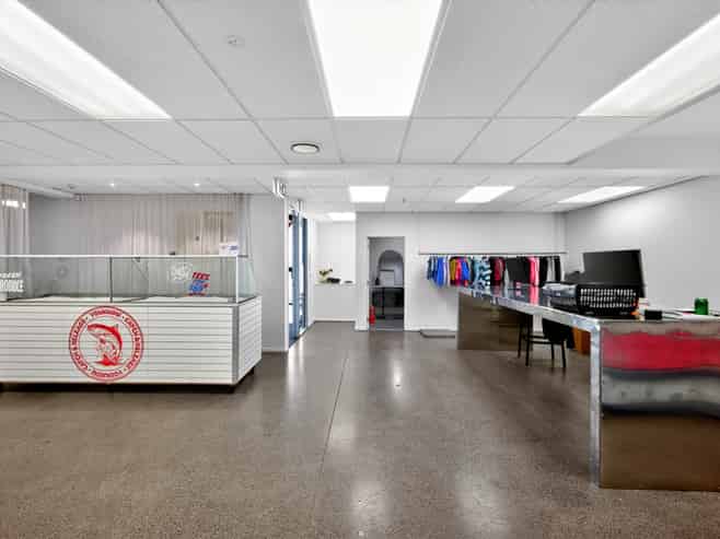 Functional Office & Warehouse Opportunity