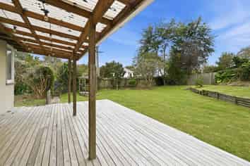 2 Puriri Crescent, Hillcrest