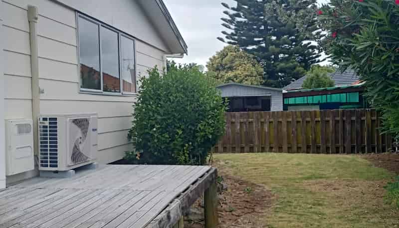 2/5 Cambridge Road, Manurewa