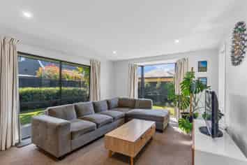 2/119 Withells Road, Avonhead