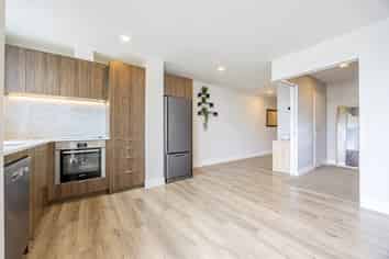 612/22 Library Lane, Albany