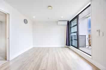 612/22 Library Lane, Albany