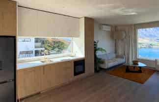 72 Middleton Road, Queenstown Hill