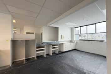 REFURBISHED c.490M2 OFFICE SPACE | TENANCY 4