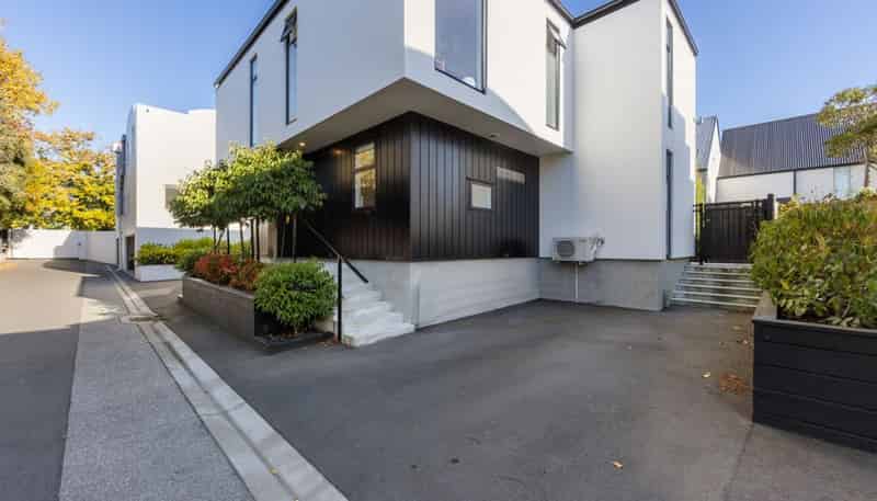 100A Rossall Street, Merivale