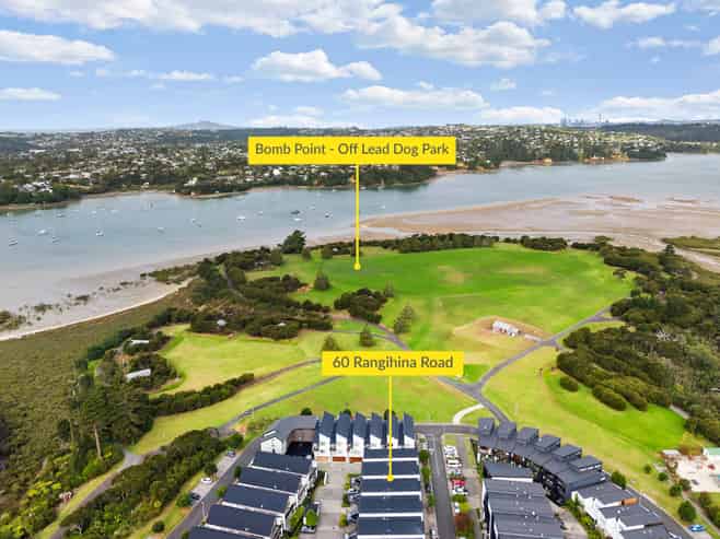 60 Rangihina Road, Hobsonville