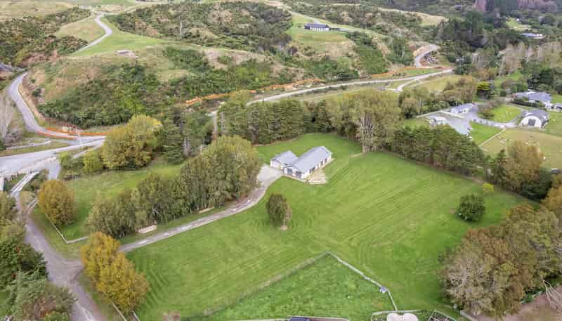 405 Paekakariki Hill Road, Pauatahanui