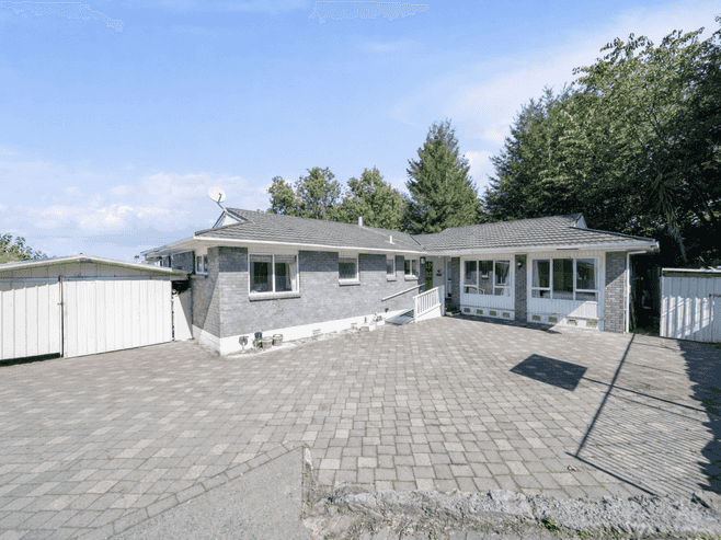 19A Russell Crescent, Western Heights