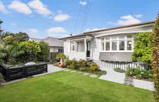 71 Martin Avenue, Mount Albert