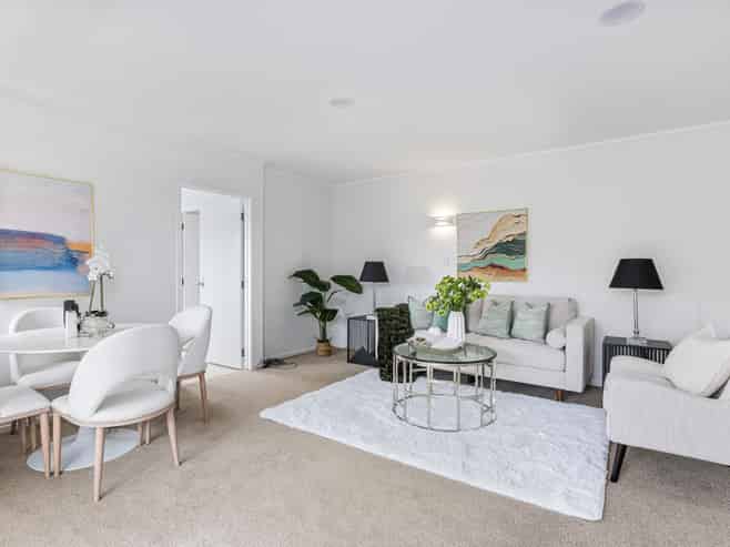 18b Glamorgan Drive, Torbay