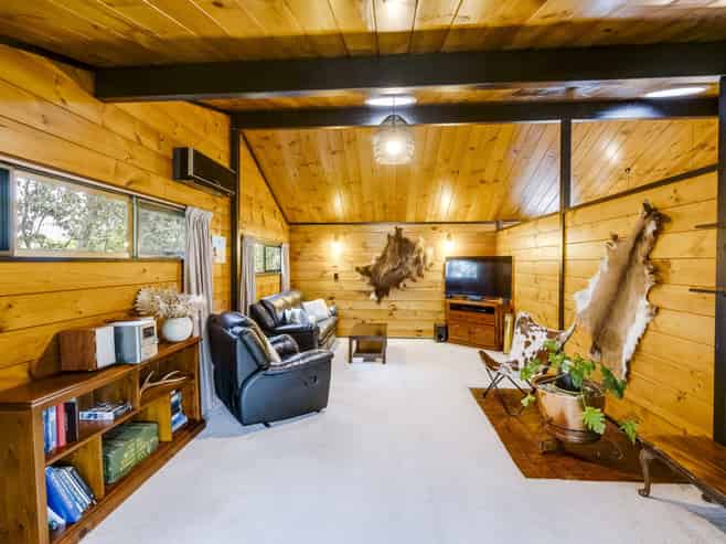 47 Plunket Street, Tamatea