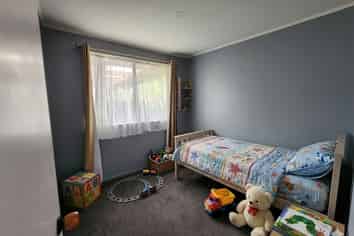 2/8 Silver Creek Road , Weymouth