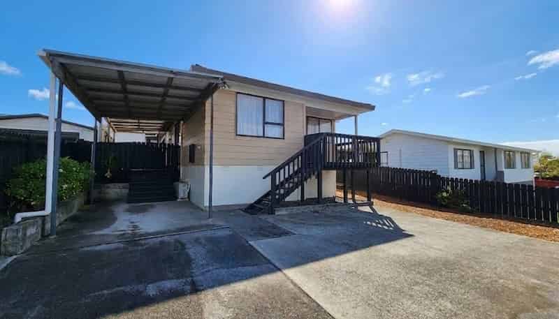 2/8 Silver Creek Road , Weymouth