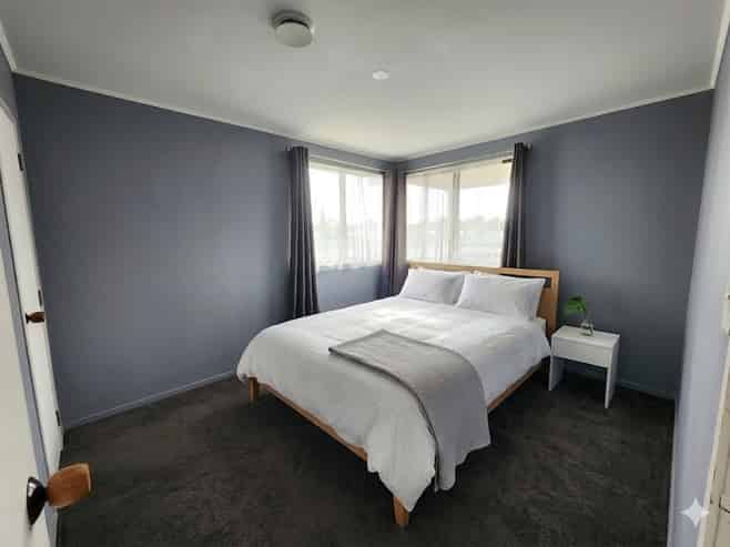 2/8 Silver Creek Road , Weymouth