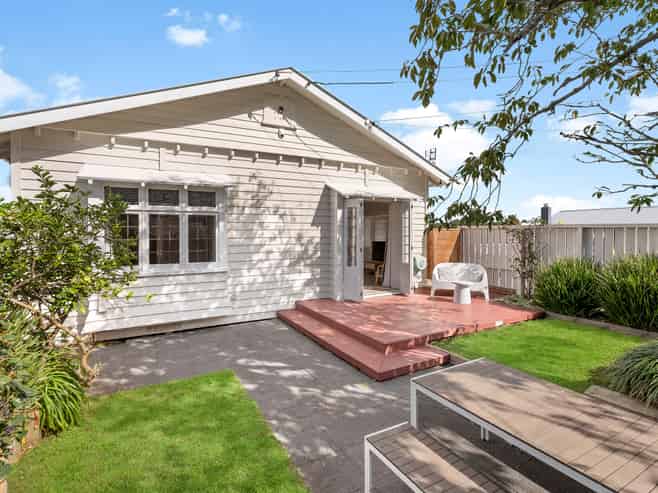 22 Highland Road, Mount Albert