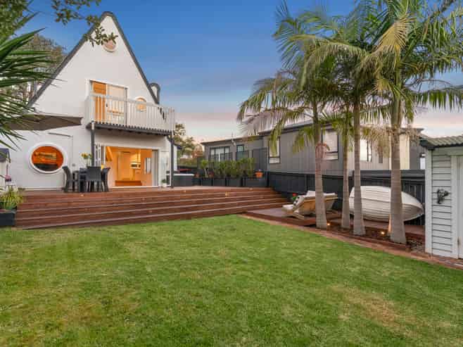 490B Beach Road, Murrays Bay