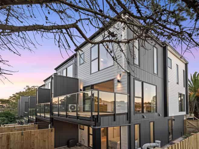 1/33 Elizabeth Drive, West Harbour