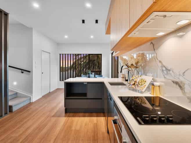 1/33 Elizabeth Drive, West Harbour