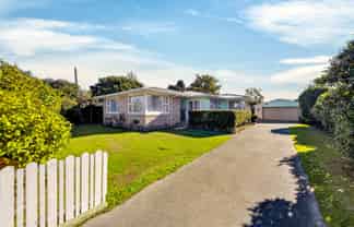 77 Cutts Road, Russley