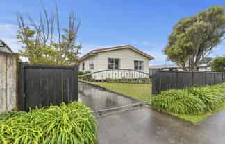 219 Parklands Avenue, Bell Block