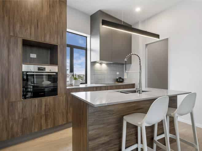 79 Bearing Parade, Long Bay