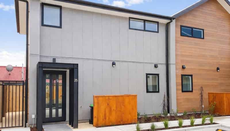 9/25 Hargest Crescent, Sydenham