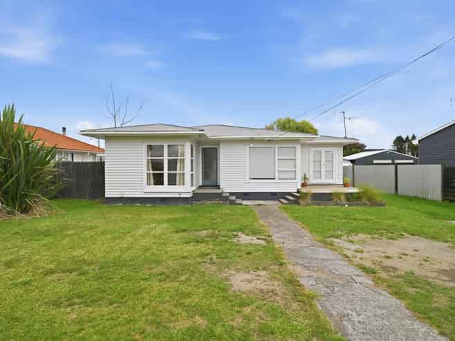 34 Meadowbank Crescent, Fordlands