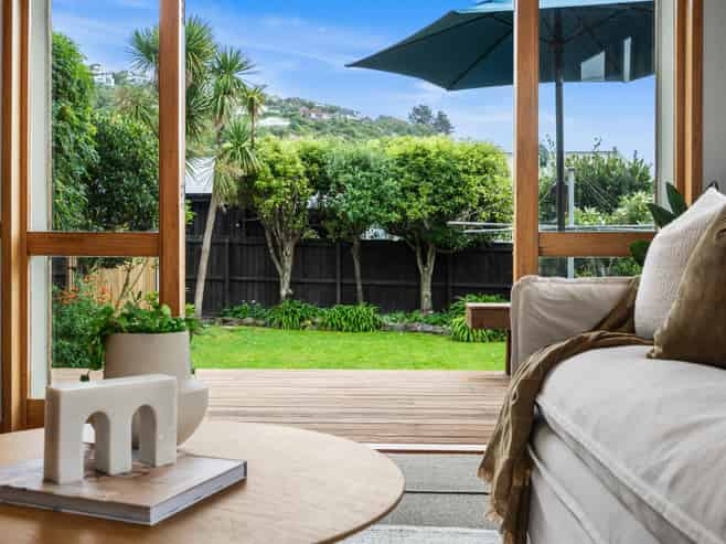 18 Augusta Street, Redcliffs