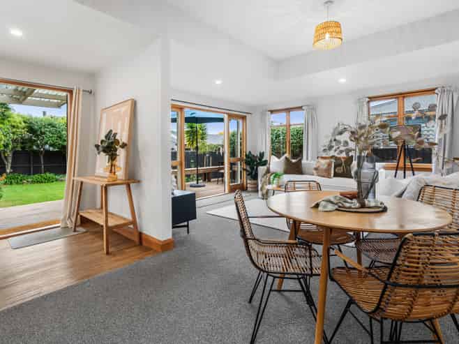 18 Augusta Street, Redcliffs