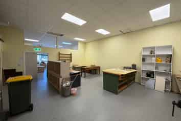 High Profile Showroom/Office on Rosebank 