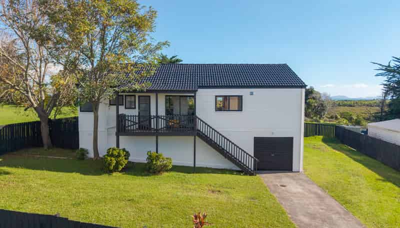 18 Kopara Place, Clendon Park