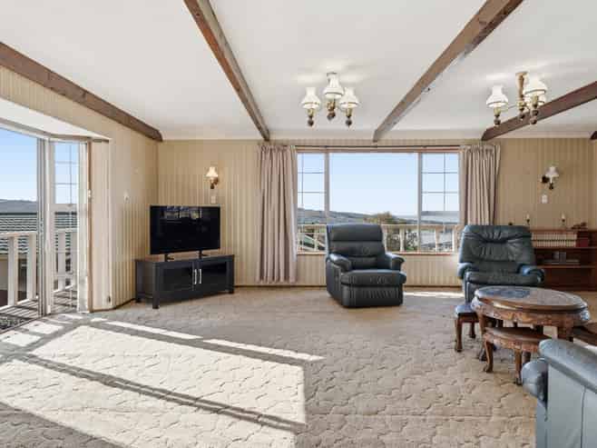 8B Bellevue Street, Belleknowes