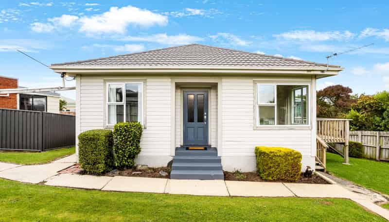 114 Tomahawk Road, Andersons Bay