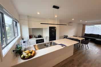 23 Green Bamboo Road, Hobsonville