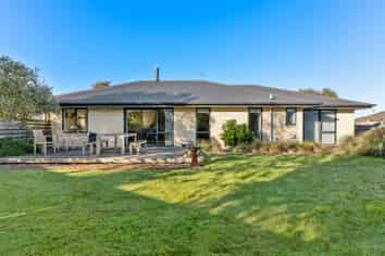 12 Barley Mow, Leeston