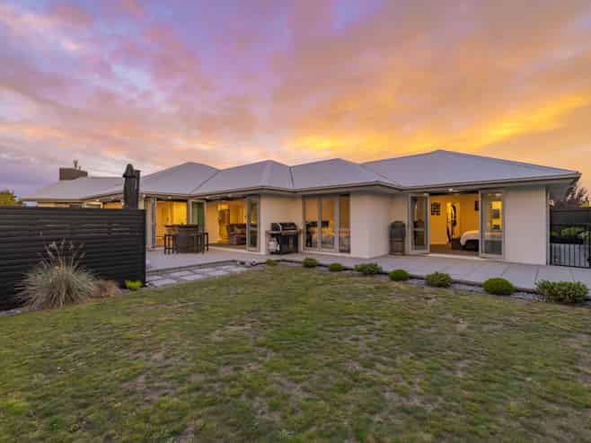 5 Reka Street, Parklands