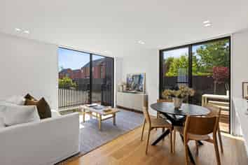 1/60 Innes Road, Saint Albans