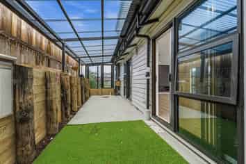 62 Castlebane Drive, Flat Bush