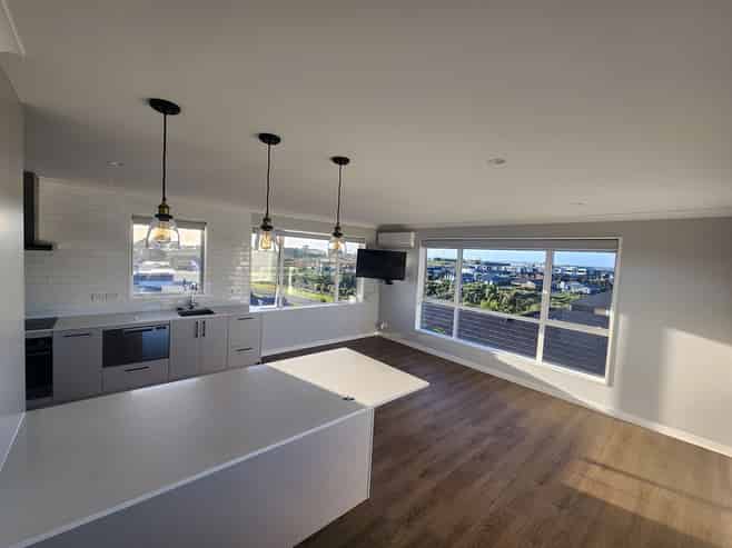 30 Karo Road, Beachlands