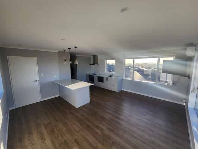 30 Karo Road, Beachlands