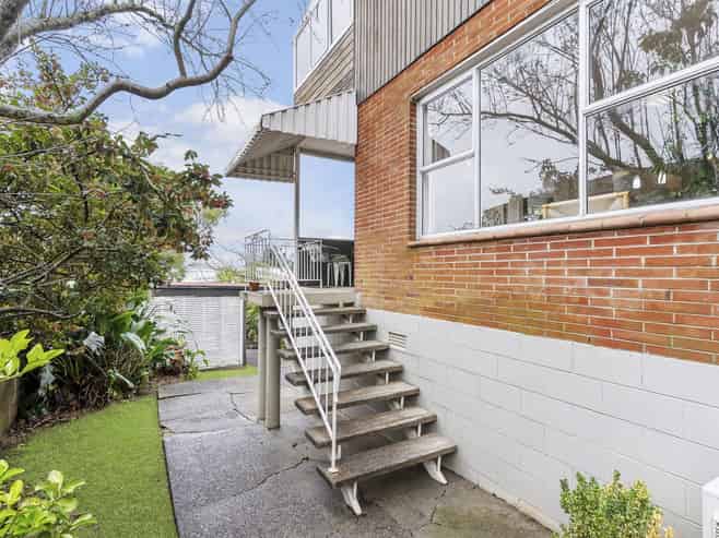 2/260a St Heliers Bay Road, St Heliers