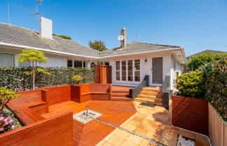 19 Halifax Avenue, Epsom