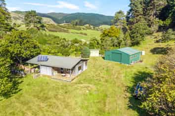 358 Kuku East Road, Manakau