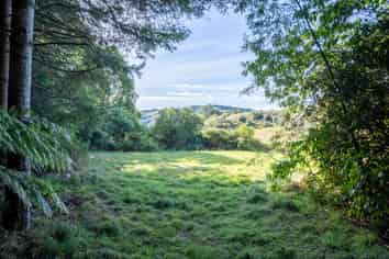 358 Kuku East Road, Manakau
